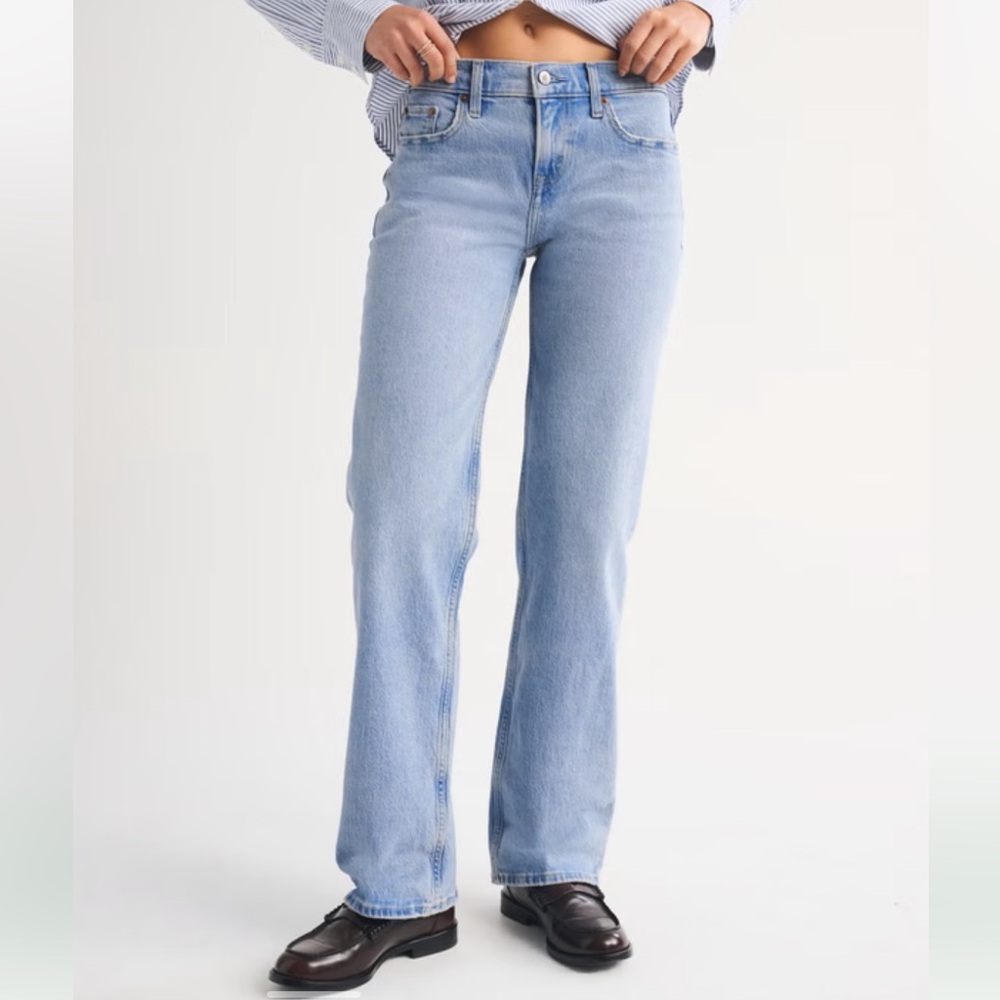 Abercrombie low rise 90s relaxed jeans